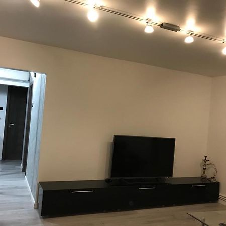 Elegant & Silver Luxury Apartament Крайова Екстериор снимка