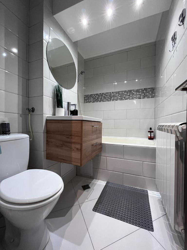 Elegant & Silver Luxury Apartament Крайова Екстериор снимка